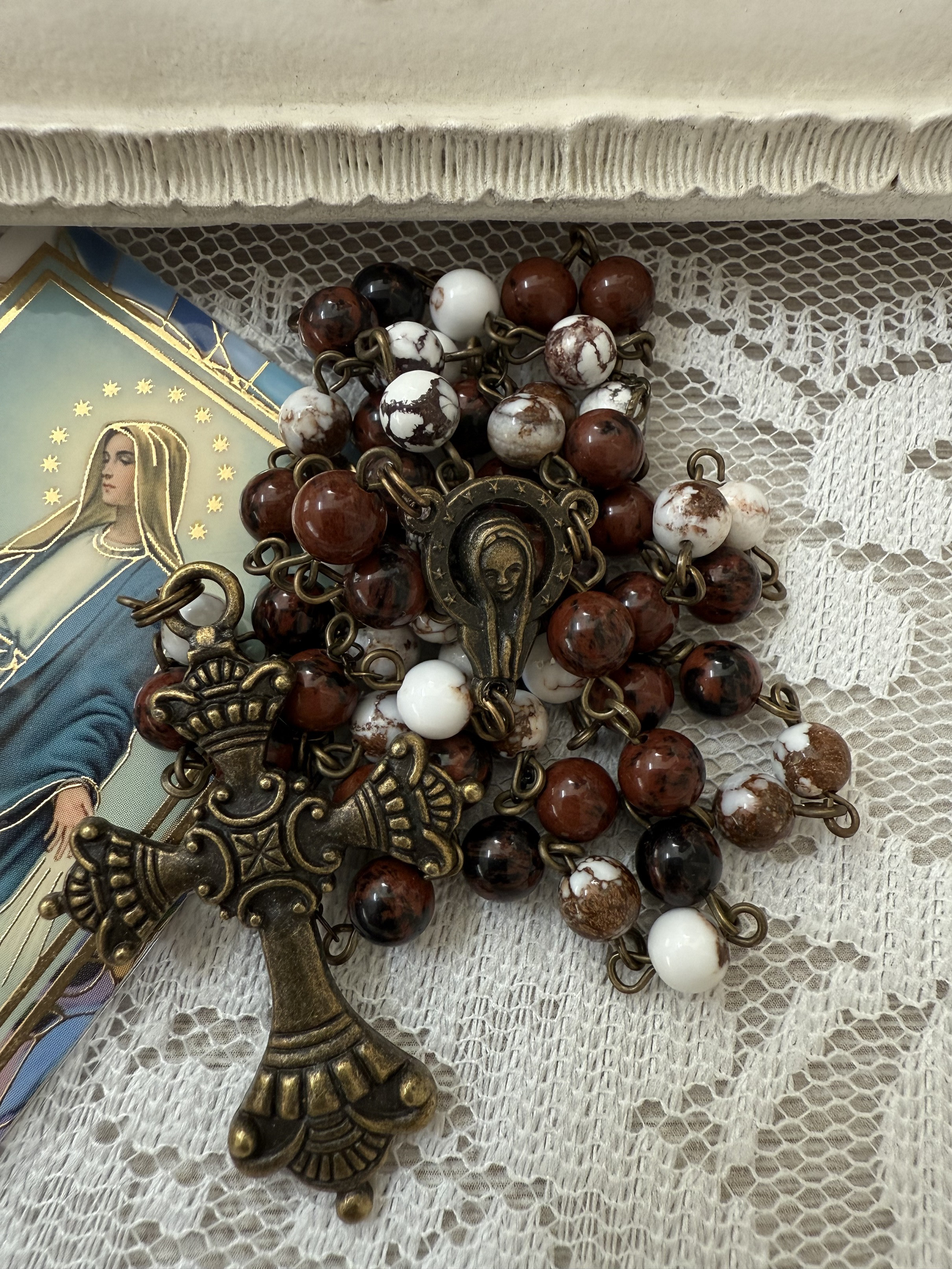 ワイルドホースとマホガニーオブシディアンのロザリオ