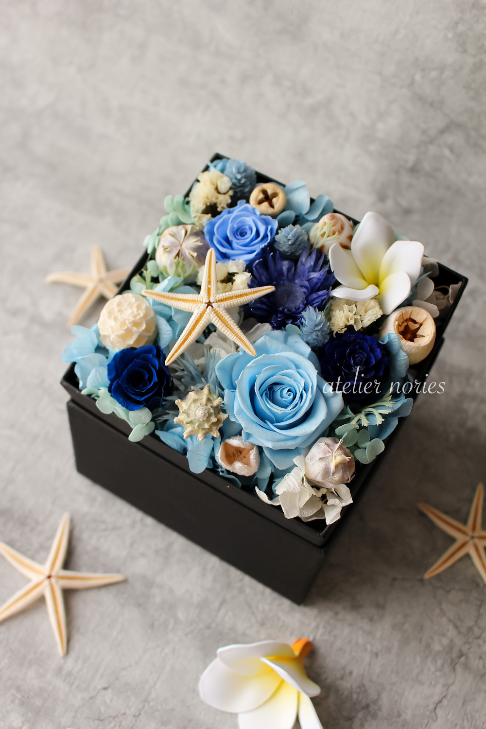 再販　マーメイド・ボックスフラワー（L）サイズ　贈り物に、頑張っている自分へのご褒美に