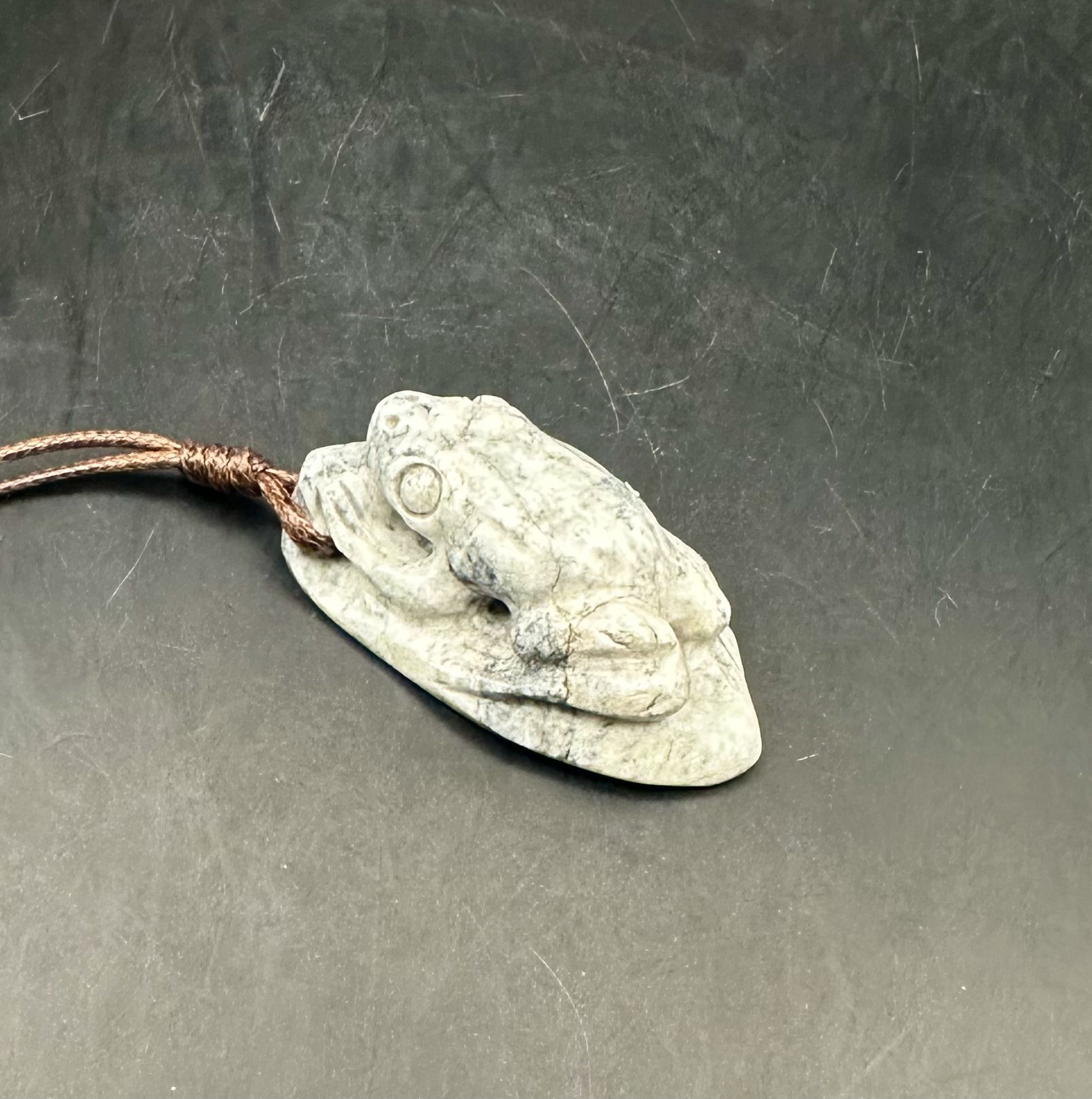 2025.8.2夏の風物詩　カエル　糸魚川山翡翠