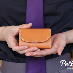 本革ころんとかわいいショートコンパクトフラップ折財布（受注制作