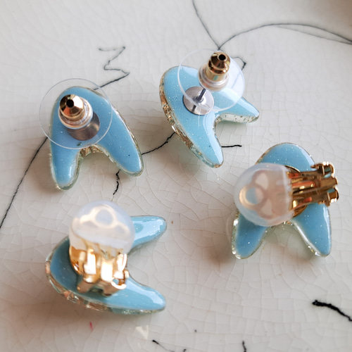 50'sアトミックブーメランピアス・イヤリング【アイスブルー】 ピアス