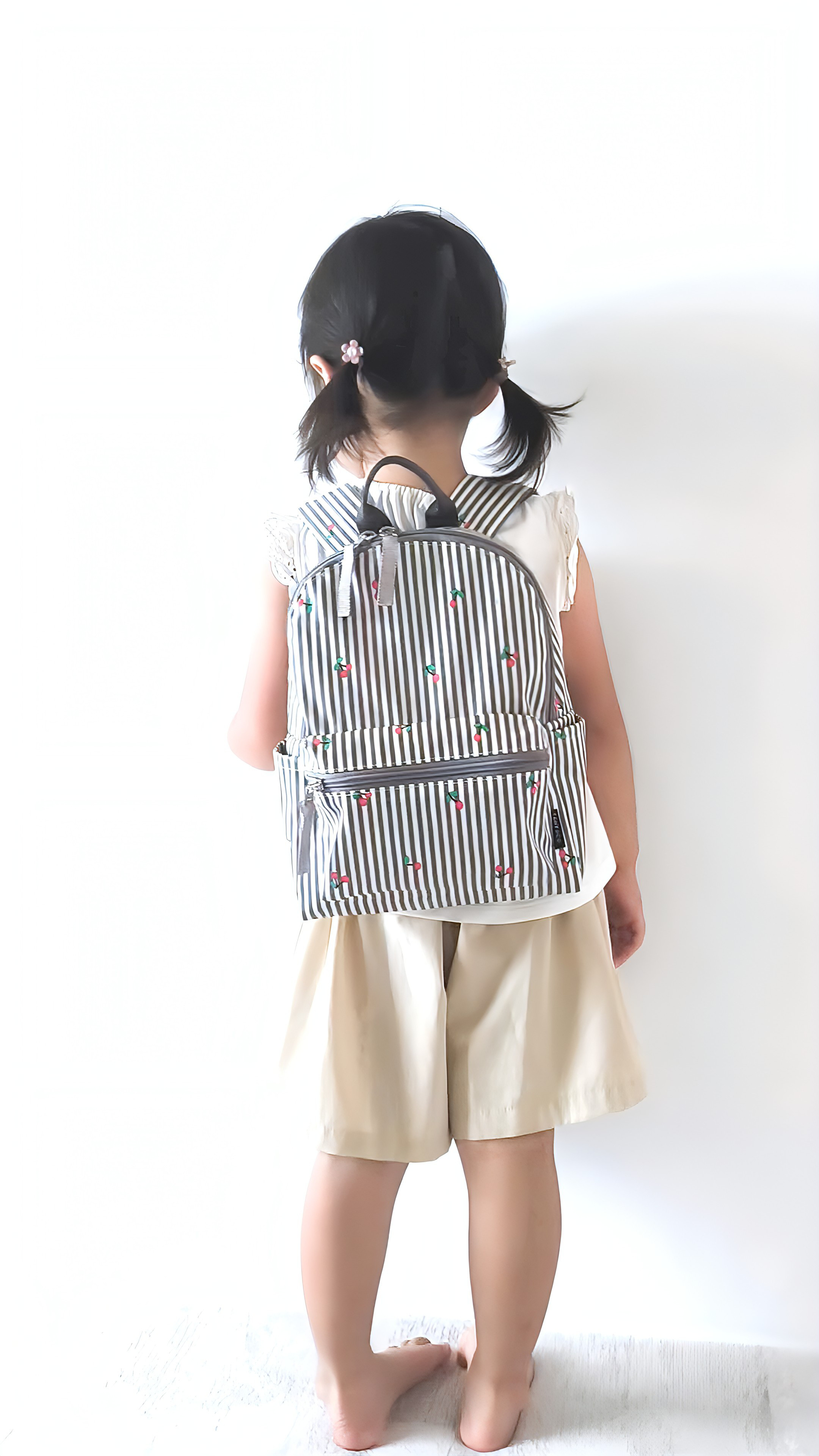ベビーリュック＆キッズリュック　さくらんぼ　女の子　一升餅リュック 1歳お祝い 通園 通学 遠足