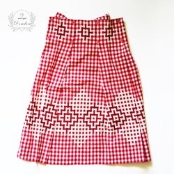 ハンガリー 手織りリネンの花刺繍キッチンクロス【sa733