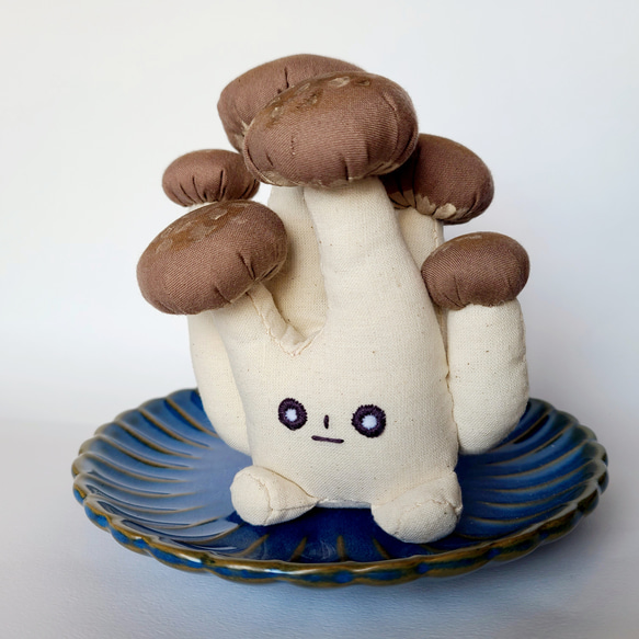 しめじのぬいぐるみ ぬいぐるみ くろまるファクトリー 通販 19656141