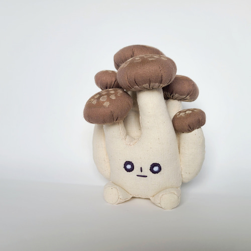 しめじのぬいぐるみ ぬいぐるみ くろまるファクトリー 通販 19656141