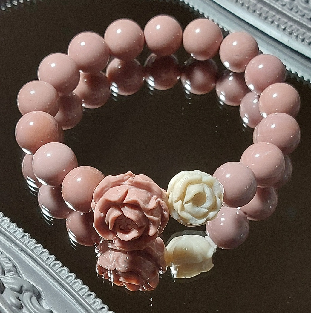 ピンクアラシャン　牡丹の花のブレスレット