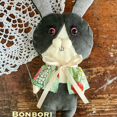 廃盤　新品【入手困難】イソベやん　バッテンうさぎ 浅野いにお　ぬいぐるみ　コンプ バッテンうさぎ 浅野いにお ぬいぐるみ - メルカリ