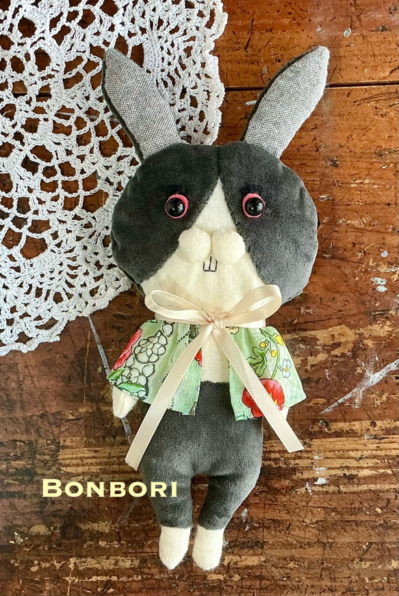 ダッチうさぎさん(ハチワレ) ぬいぐるみ マスコット ボア コットン