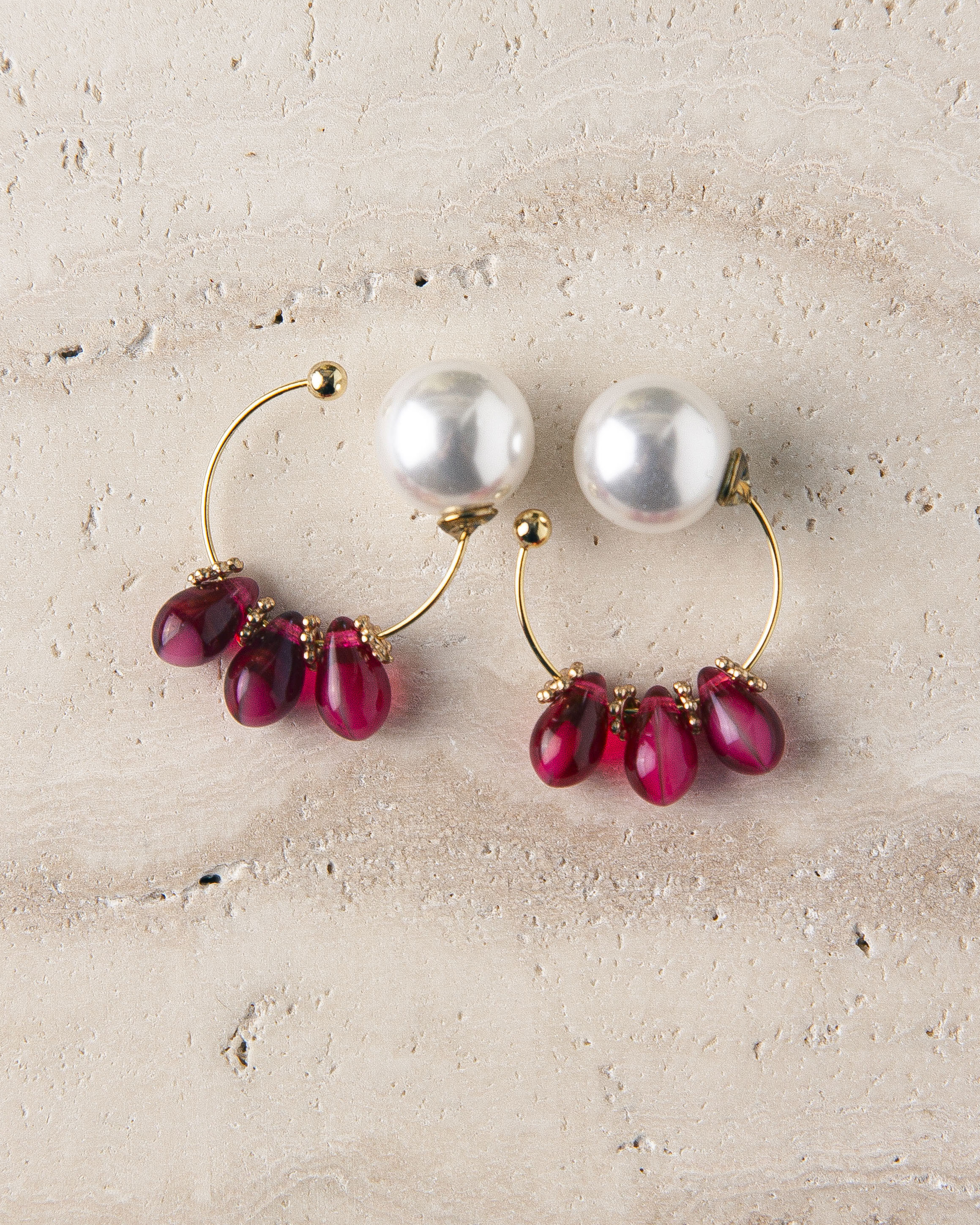 Beauty cuff  付けるだけの美容ケア（大人　上品　普段使いにおすすめ　）