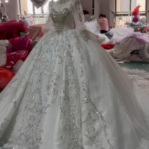 新作見逃さない 韓国風ウェディングドレス 長袖ふわふわチュール