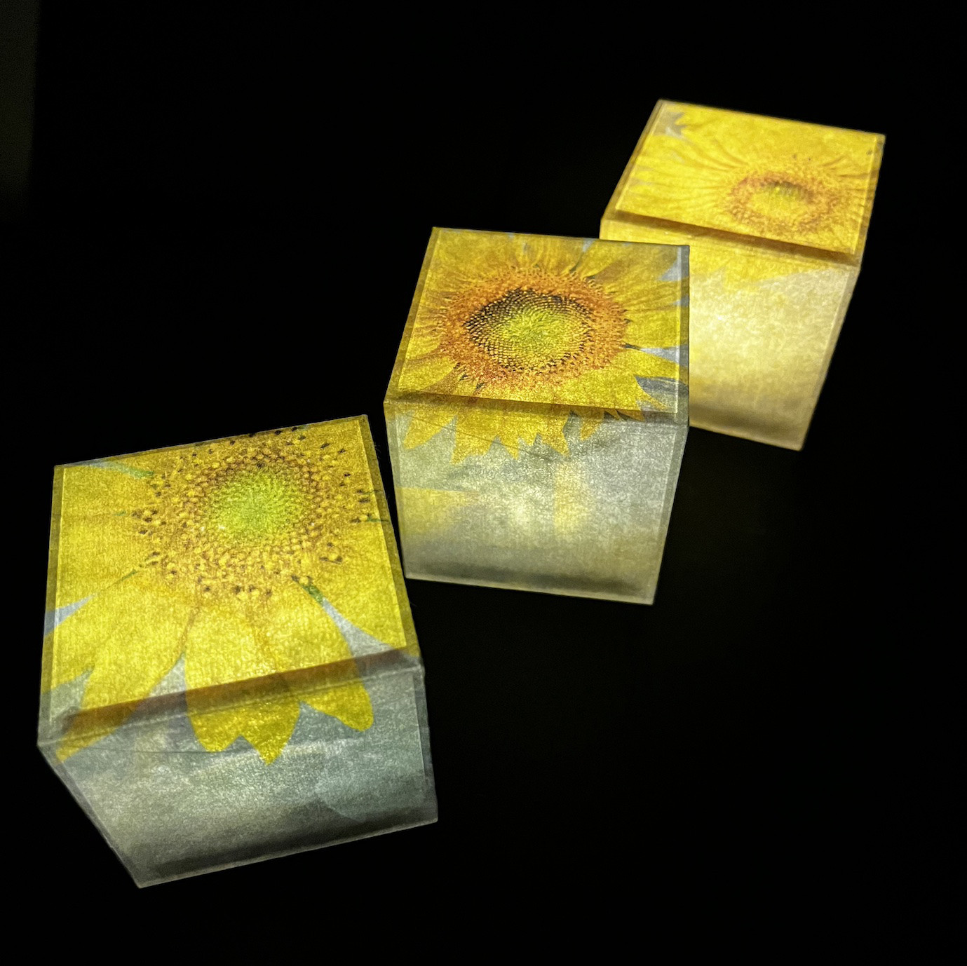 ヒマワリのLEDキャンドル（充電式）