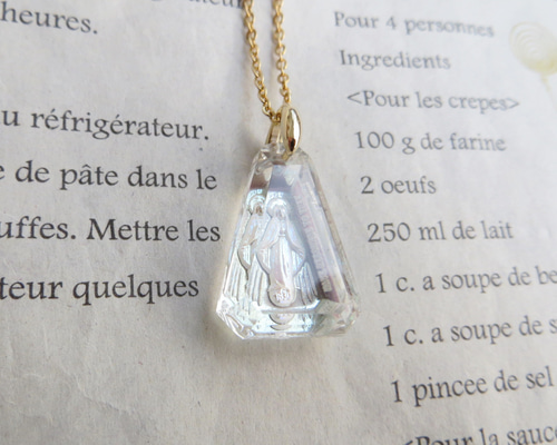 マリ様おまとめ。寺内ネックレスとお皿。 マリアンヌの丸い皿（ローズ・seto）