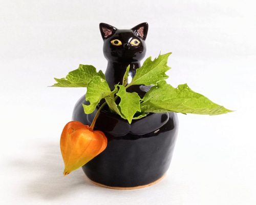 黒猫の花瓶 陶器 花器 クロネコ 一輪挿し・花瓶・花器 粘土工房ネコヤ