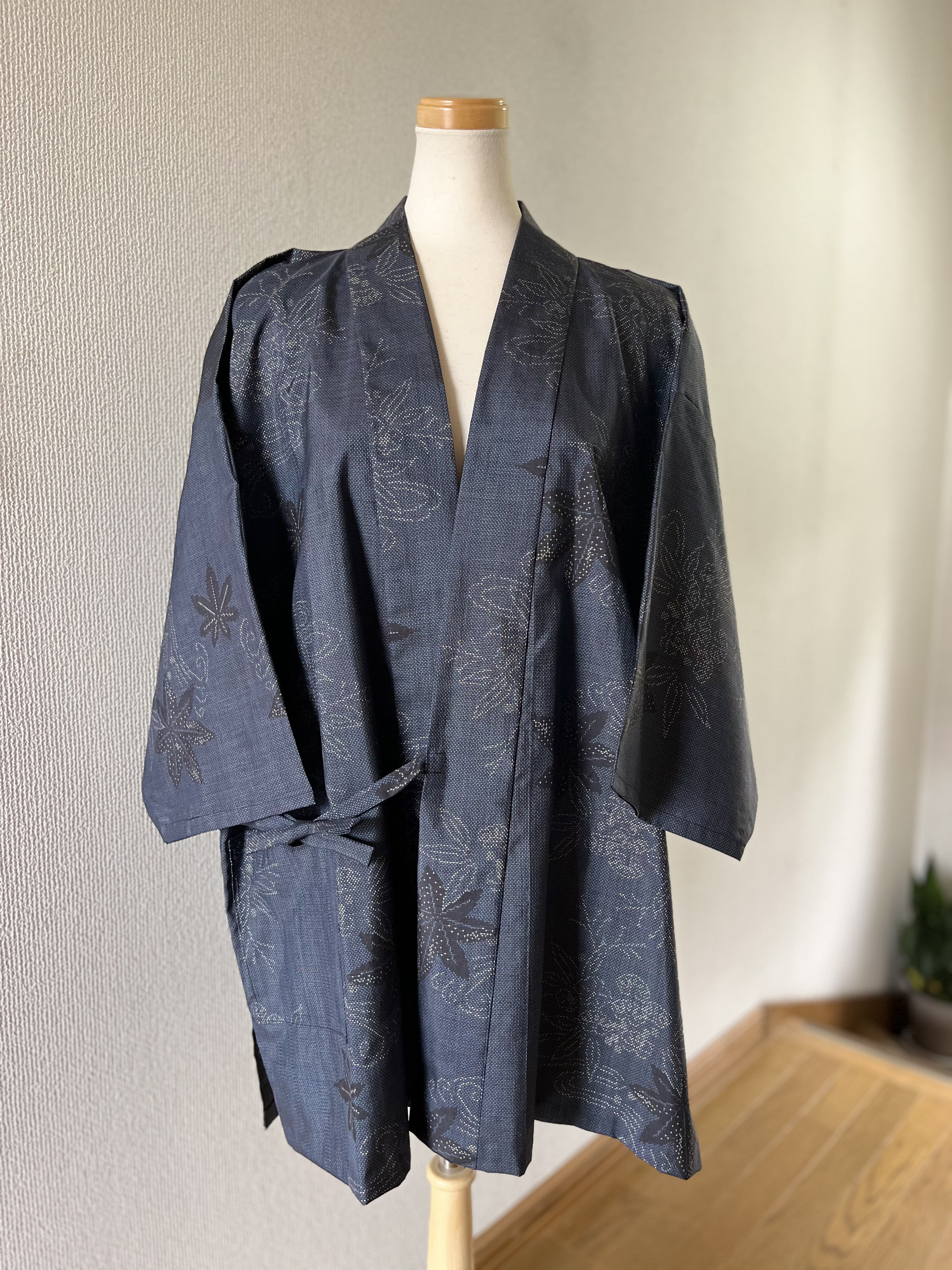 大島紬　作務衣　着物リメイクファッション　現品限り　南国華葉模様　大人のお洒落上衣