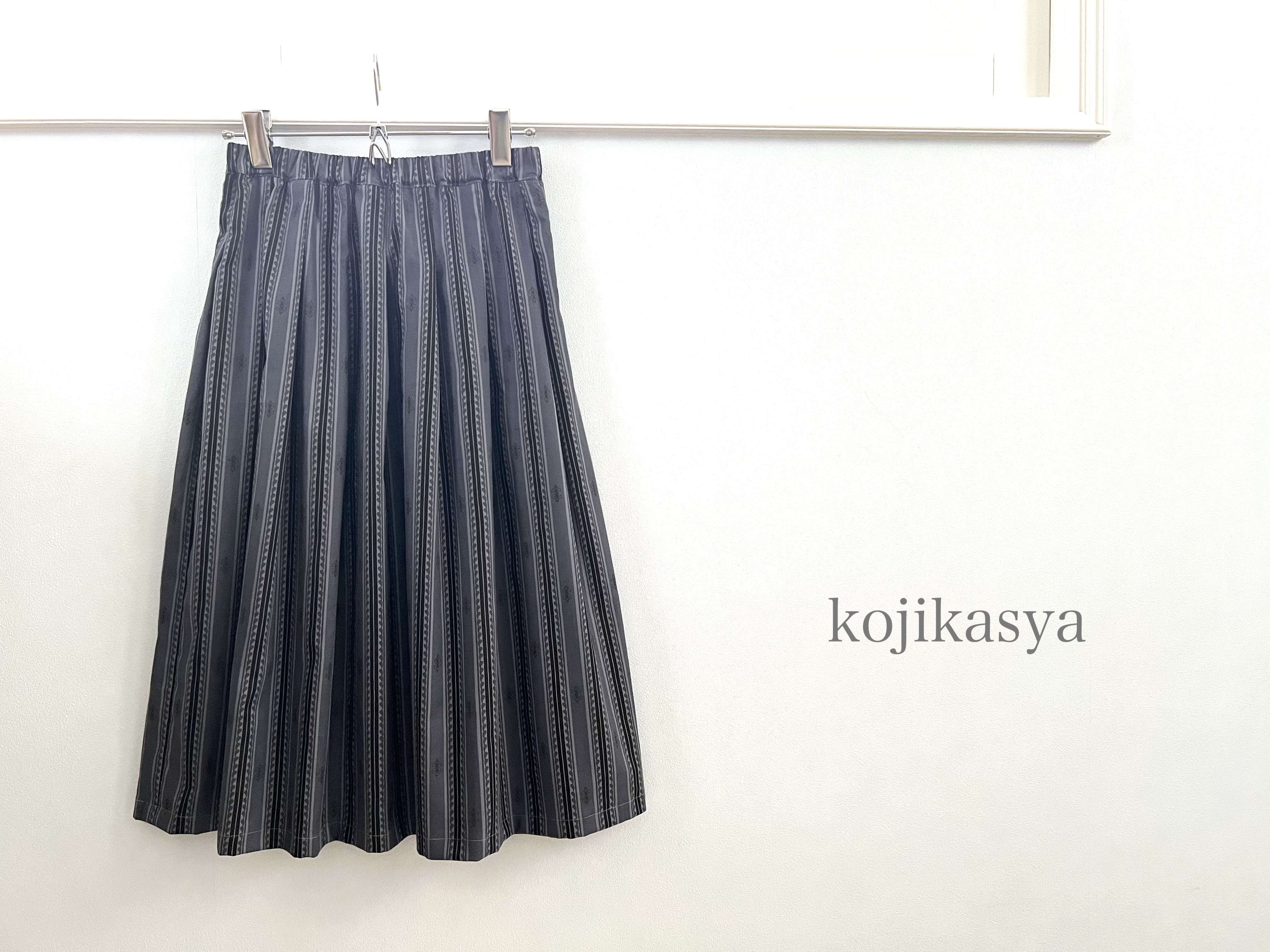 【受注製作】グレー×ストライプ♪シックで可愛いスカート