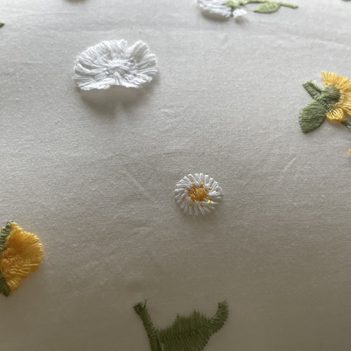 New✩︎⡱∞刺繍 ミモザ∞クッションカバー∞ マーガレット たんぽぽ