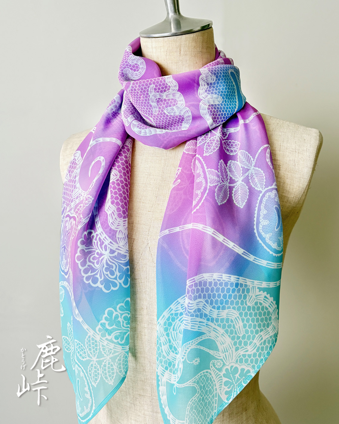 脳柄スカーフ Botanical Cortex –ターコイズ×パープル / Fluorite Bloom (ペール系)