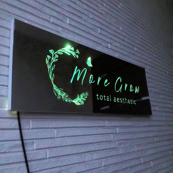 ライト看板、きれいに外しました □LEDライト内蔵ミラー看板長方形□ 店舗ロゴQRコードお好きなデザイン