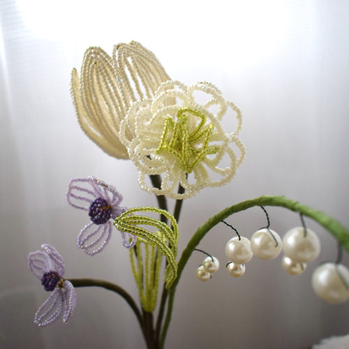 鈴蘭/ムラサキハナナ/チューリップ/ぽんぽん菊】インテリア/ビーズ