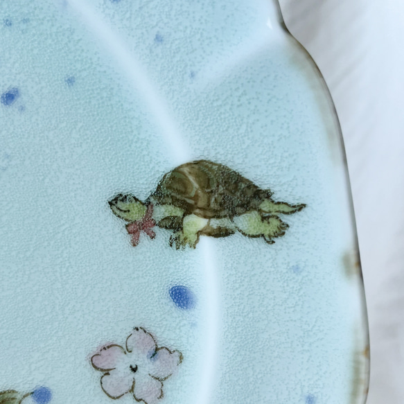 ❤️チコロット❤️すべて手描き❤️染付け❤️メイン皿❤️ワンプレート❤️童話❤️うさぎとかめ❤️ずしっと重め❤️大皿 12枚目の画像