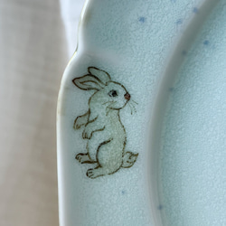 ❤️チコロット❤️すべて手描き❤️染付け❤️メイン皿❤️ワンプレート❤️童話❤️うさぎとかめ❤️ずしっと重め❤️大皿 11枚目の画像