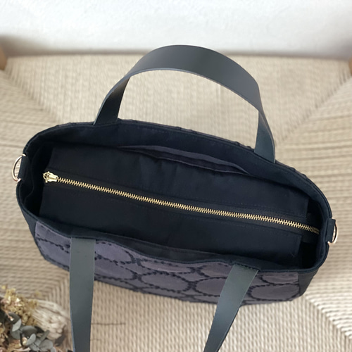 ⚮̈ミナペルホネン mottoかくれんぼトート tambourine チャコール