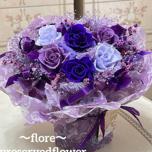 送料無料、ラッピング込み】✨大人気✨紫バラミックスプリザーブド