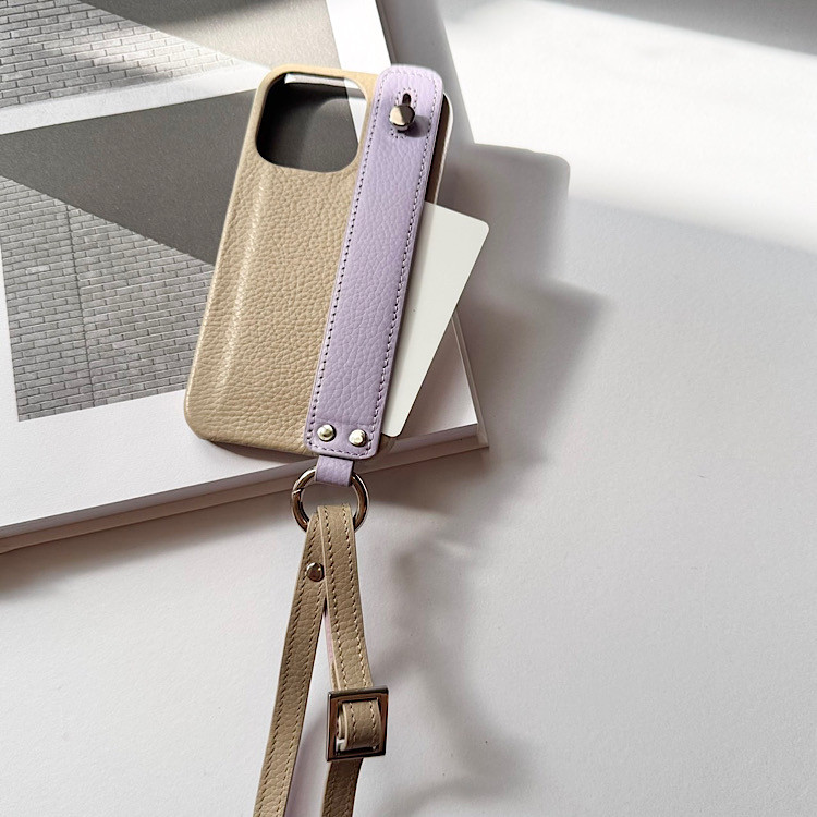 本革　名入れ可　隠しポケット付き　ハンドベルト付き 　バイカラー　ショルダー　レザーiphoneケース