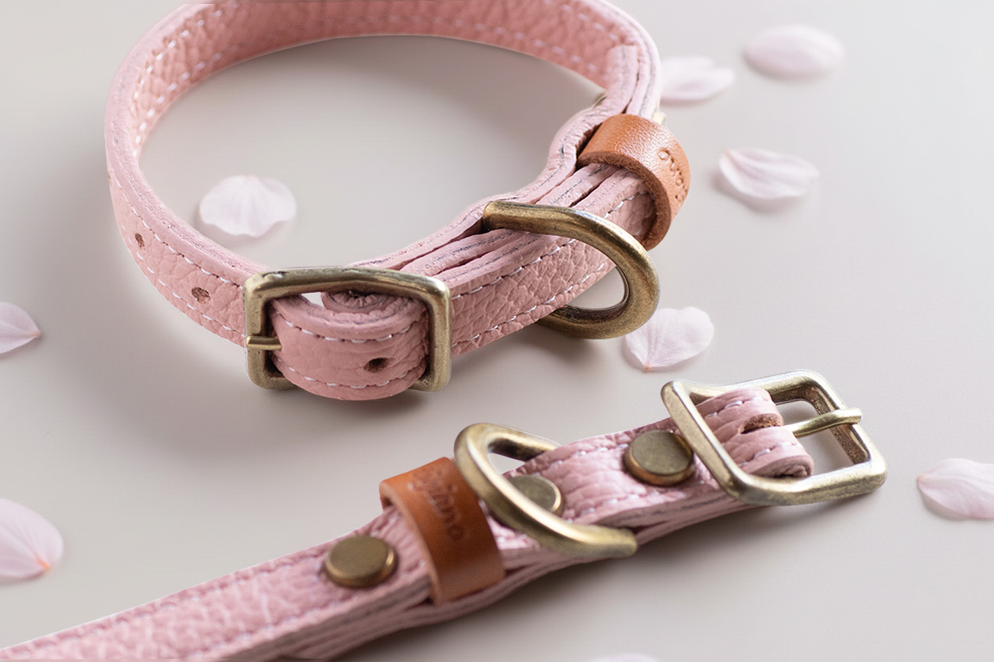 【桜からイメージして桜ピンク色で作りました】イタリアンレザー　やさしい犬用首輪　小型犬　中型犬　ペット　dc-01ss