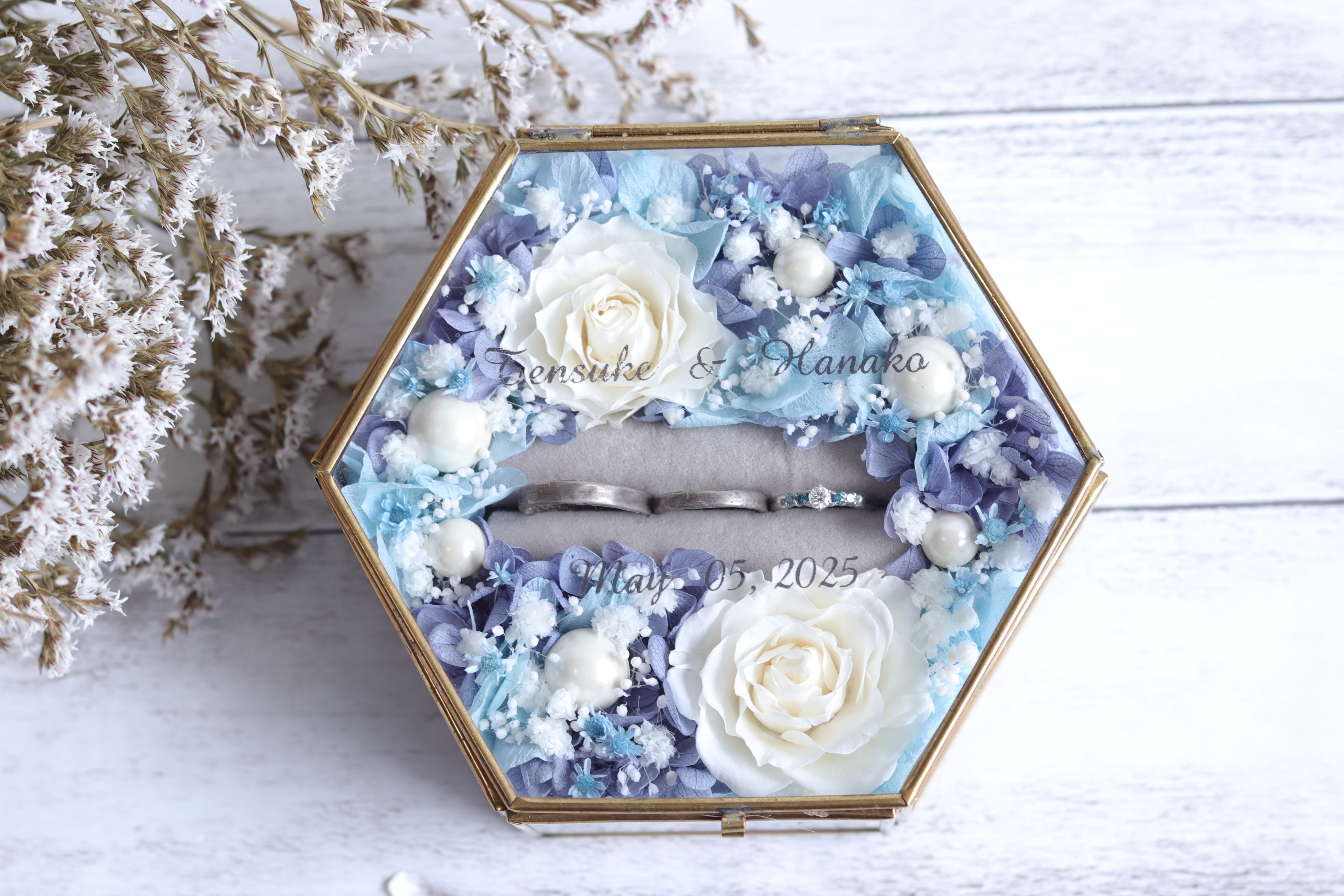 【名前/日付刻印付・受注製作】“海の花畑”リングピロー(クッションタイプ)＊アンティークガラスＭサイズ