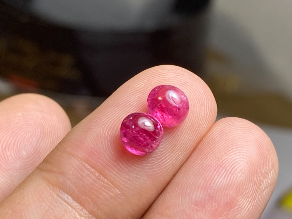 スリランカ産非加熱天然ピンクサファイアルース スリランカ産非加熱