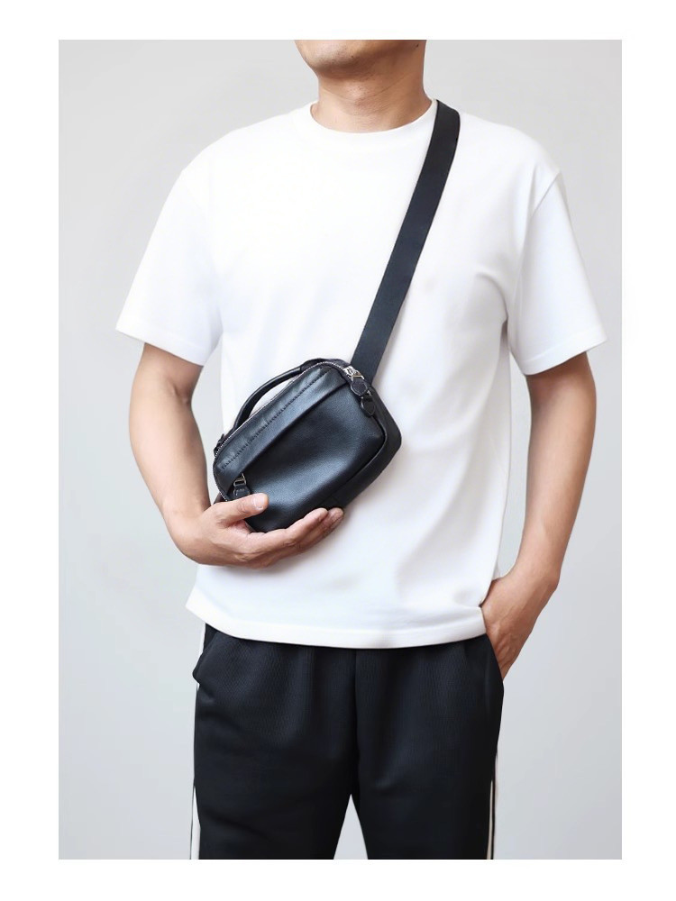 小さめでもしっかり収納◎本革ミニボディバッグ／ユニセックス・2WAY・斜めがけ可