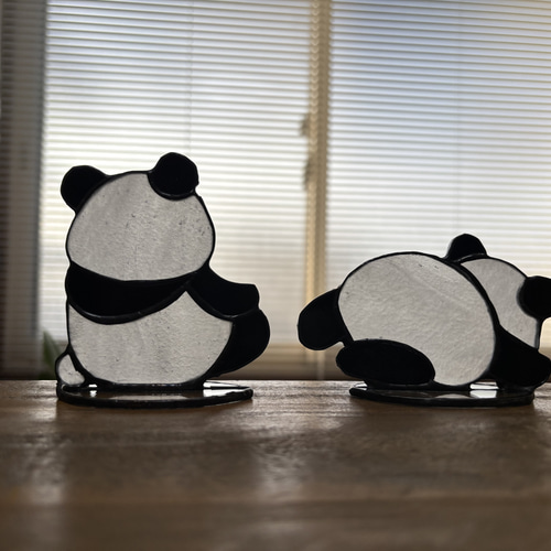 受注製作）ステンドグラス おすわりパンダ 立体・オブジェ 森の