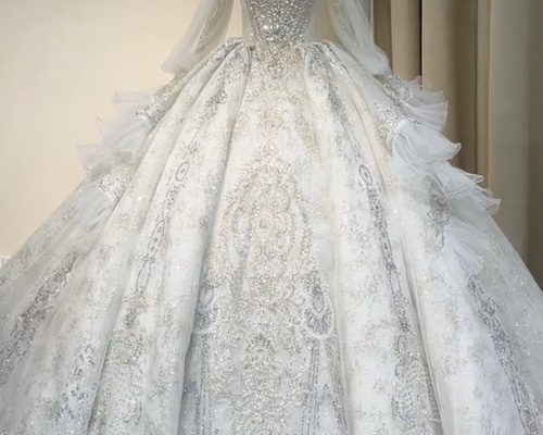 ウェディングドレス 高ネック 長袖 パフスリーブ 結婚式 ウエディングドレス ハイネック 長袖パフスリーブ 前撮り 二次会