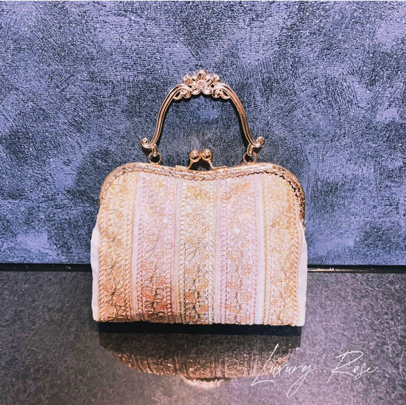 限定1シャンパンの煌めき大人上品な煌めき溢れるロココ調大人ピンクフォーマルバッグ　パーティーバッグ　インド刺繍　帯バッグ 4枚目の画像