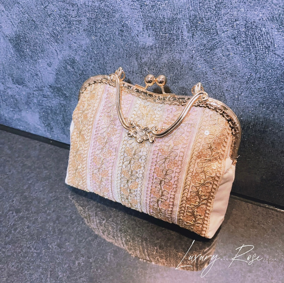 限定1シャンパンの煌めき大人上品な煌めき溢れるロココ調大人ピンクフォーマルバッグ　パーティーバッグ　インド刺繍　帯バッグ 1枚目の画像