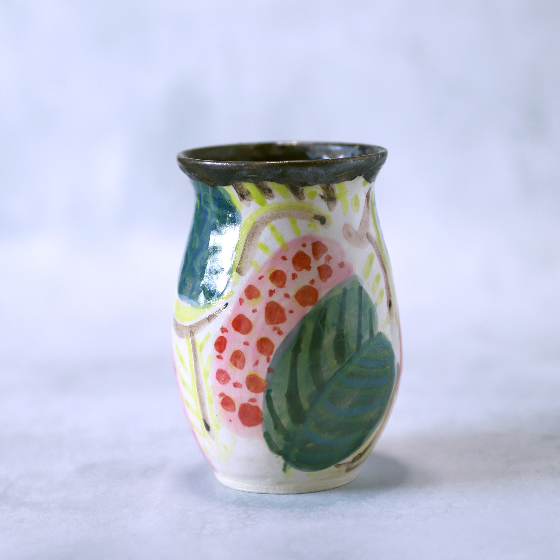 田園風景・手描きデザインの陶器花器