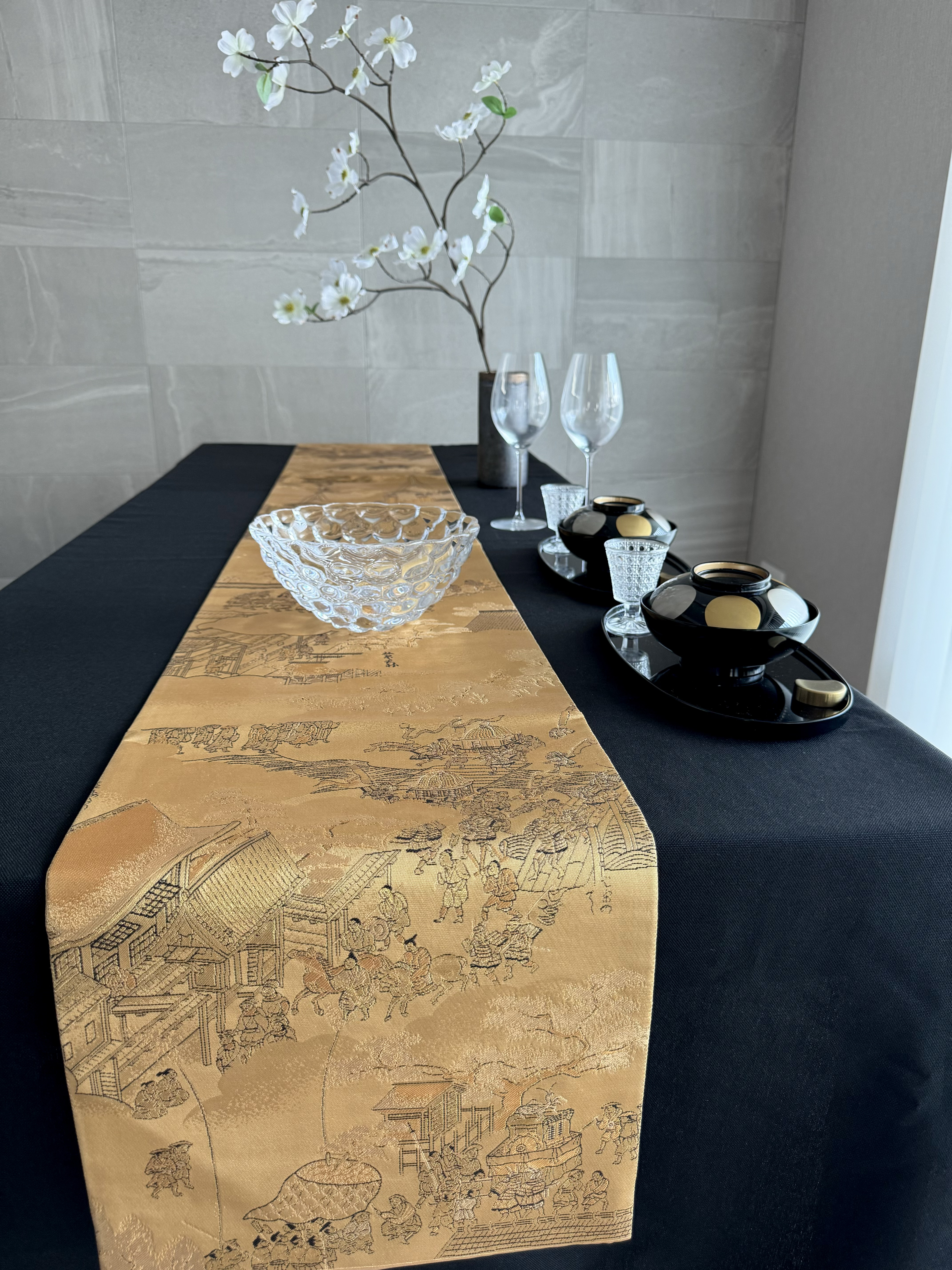 ◼︎C1170◼︎高級袋帯 正絹 山鉾 人物 箔 テーブルランナー(〜440cm)