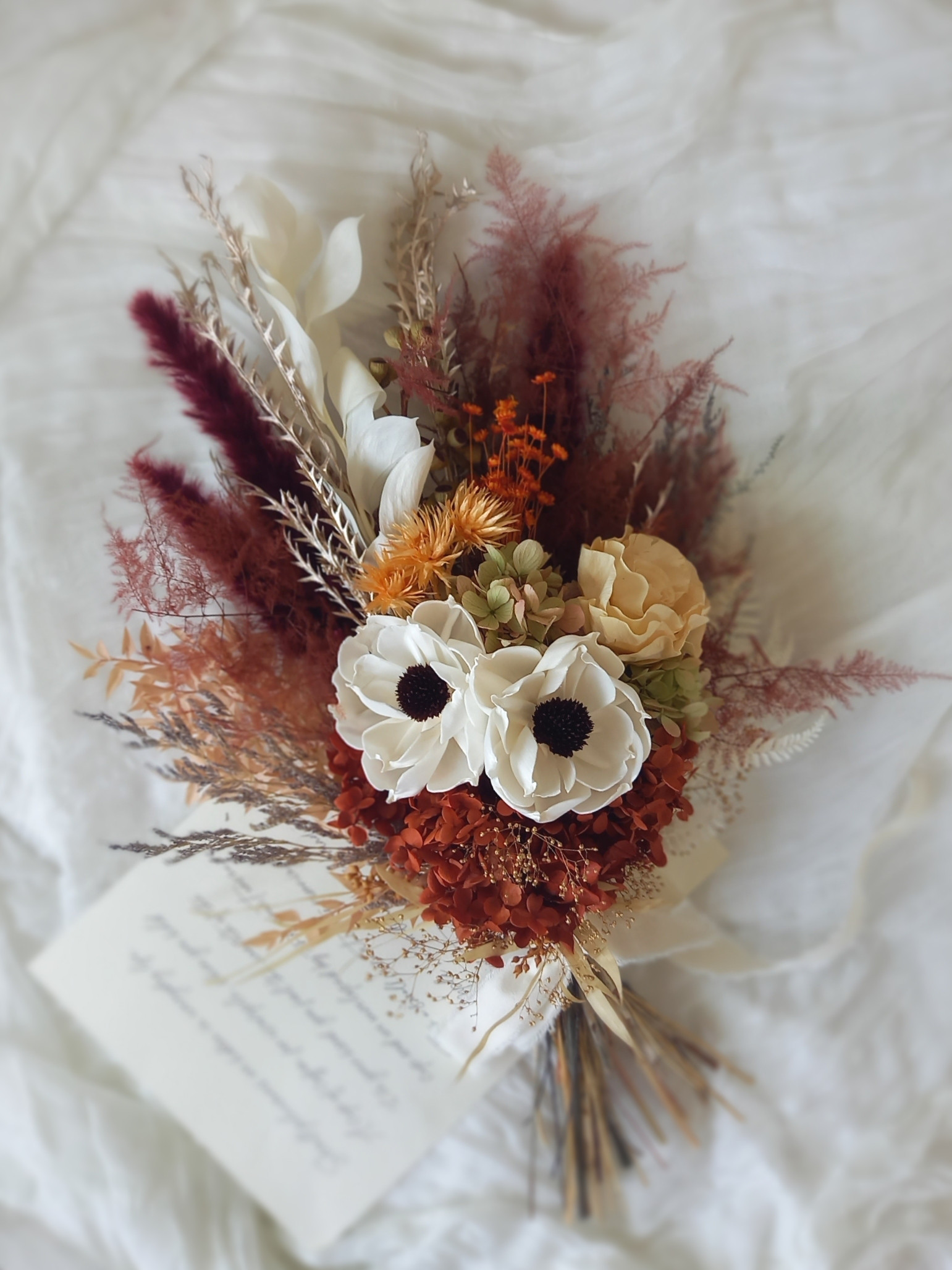 アネモネとテラコッタオレンジのスワッグブーケ プリザーブドフラワー アネモネとテラコッタ✿オレンジカラーのスワッグ❀ブーケ
