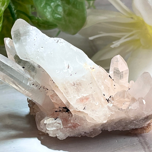 曲がり水晶　カーブド ヒマラヤ ピンククリスタル　クラスター　原石 曲がり水晶 カーブド ヒマラヤ ピンククリスタル クラスター 原石