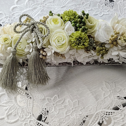 和モダン癒しの花プリザーブドフラワーアレンジ～故人を偲ぶお仏壇に