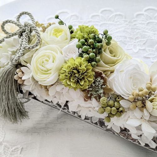 和モダン癒しの花プリザーブドフラワーアレンジ～故人を偲ぶお仏壇に