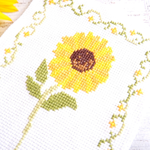 クロスステッチ図案｜ひまわり（印刷済・A4）夏の刺繍向け 編み図