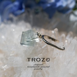 パイライト (キューブ型) 鉱物原石ネックレス 【石おまかせ 金具選択可