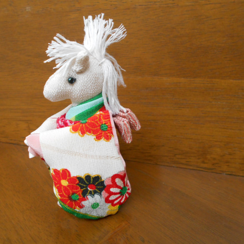 ☆2026年 午年 干支飾り ☆十二支 お着物馬【超早割お正月】 その他