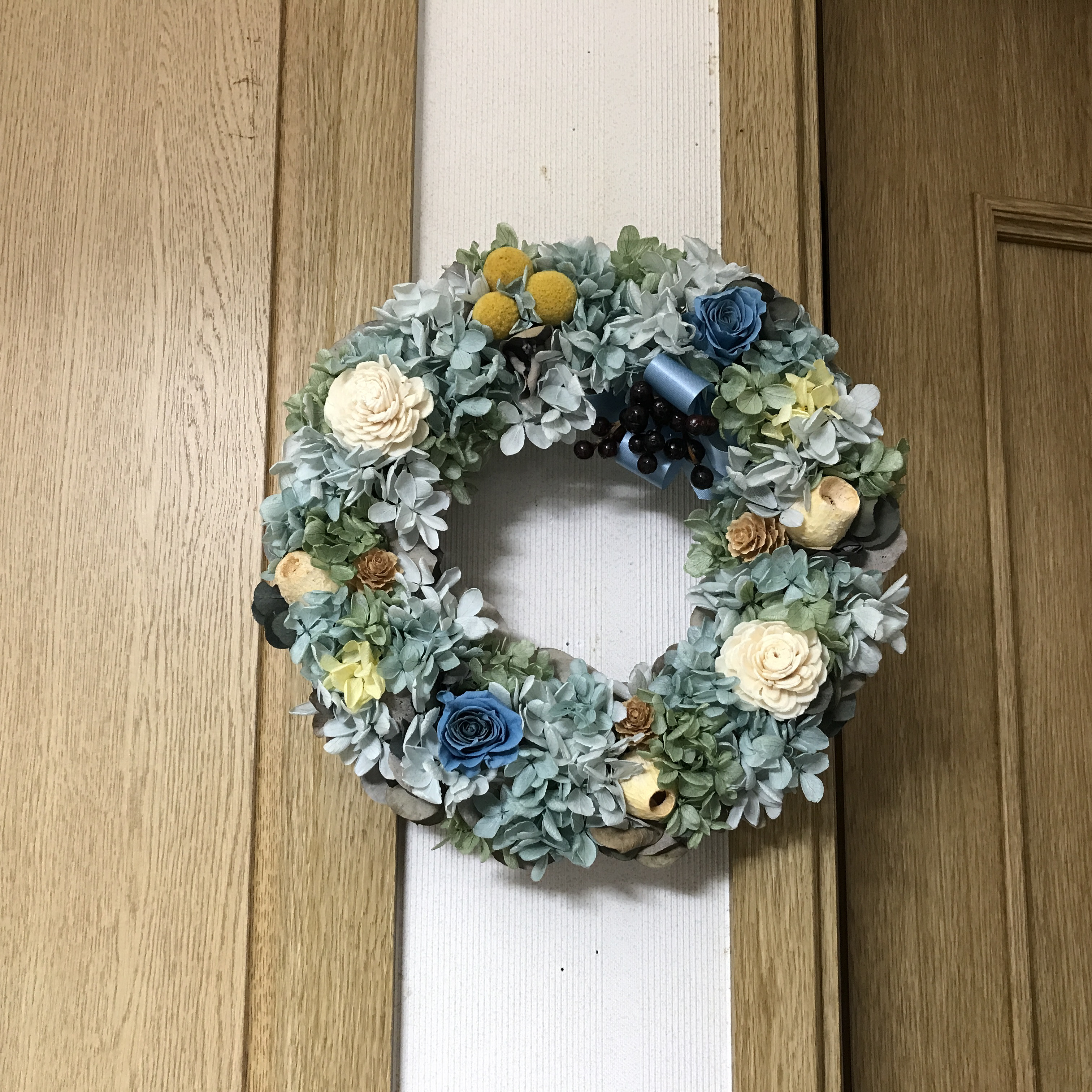 《新作＊特別価格》くすみカラーのプリザーブドローズとアジサイのブルーグリーンリース（1点限定）