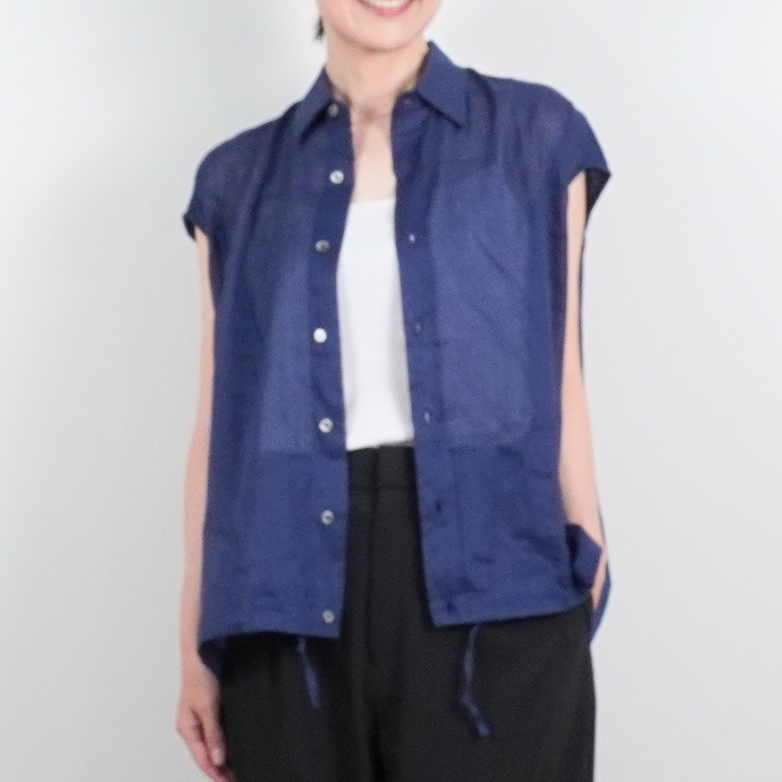 【選べる4色】接触冷感シアーリネン混スピンドルフレンチスリーブブラウス　ホワイト　レッド　ネイビー　ブラック　日本製