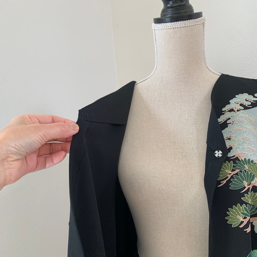 新作＊着物リメイク＊アンティーク着物(名入り黒留袖)の