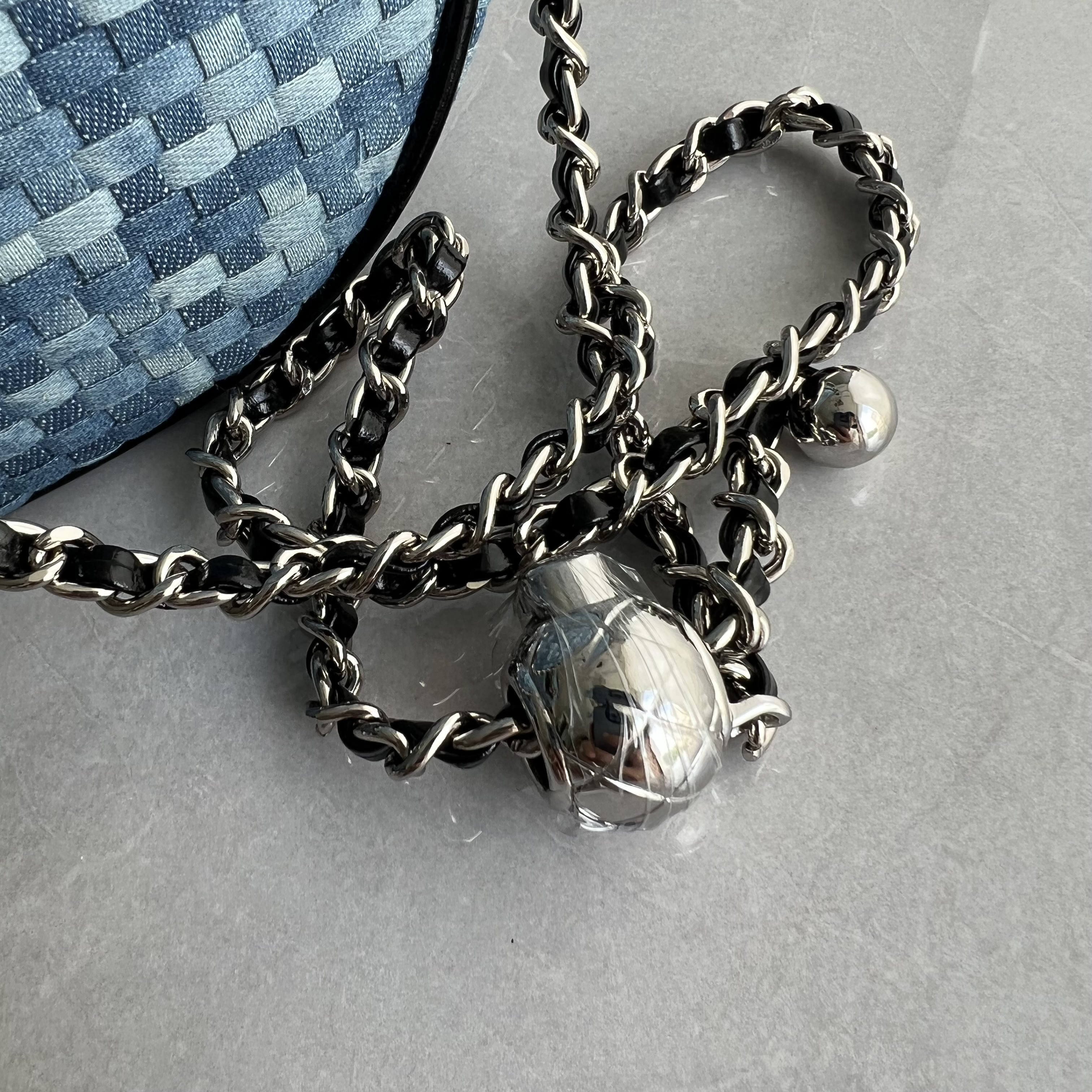 高品質手編み牛革チェーンバッグがトレンドワンショルダーショルダーバッグにぴったりです