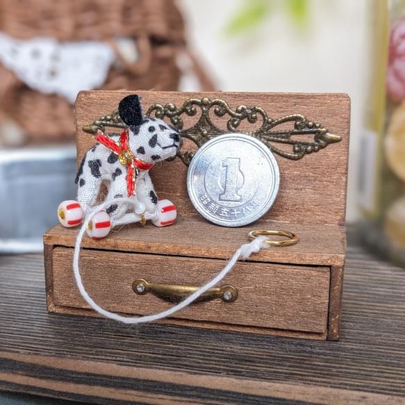 高さ2.5cm レトロなプルトイ 元気なダルメシアン 犬 ぬいぐるみ